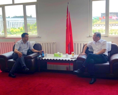 集團(tuán)領(lǐng)導(dǎo)赴法庫通用航空產(chǎn)業(yè)園參觀調(diào)研